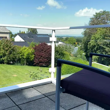 Ruhige Wohlfühloase Auf Zwei Ebenen - Mit Terrasse Im Grünen Und Balkon Wuppertal