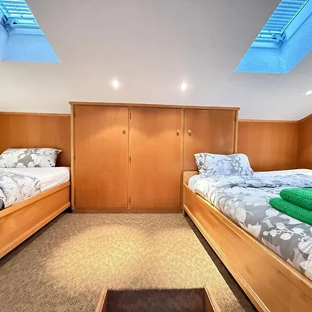 Apartment Ruhige Wohlfühloase Auf Zwei Ebenen - Mit Terrasse Im Grünen Und Balkon *