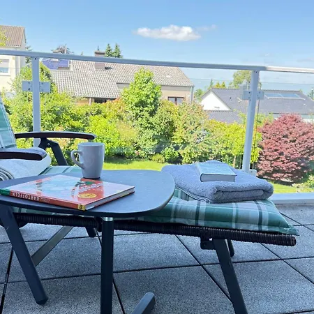 Apartmán Ruhige Wohlfuehloase Auf Zwei Ebenen - Mit Terrasse Im Gruenen Und Balkon