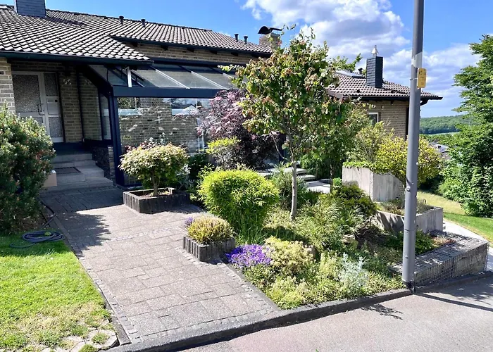 Ruhige Wohlfuehloase Auf Zwei Ebenen - Mit Terrasse Im Gruenen Und Balkon Appartement Wuppertal