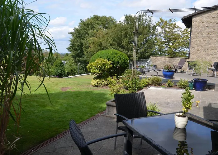 Ruhige Wohlfuehloase Auf Zwei Ebenen - Mit Terrasse Im Gruenen Und Balkon Wuppertal