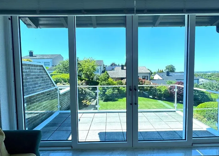 Ruhige Wohlfuehloase Auf Zwei Ebenen - Mit Terrasse Im Gruenen Und Balkon * Wuppertal