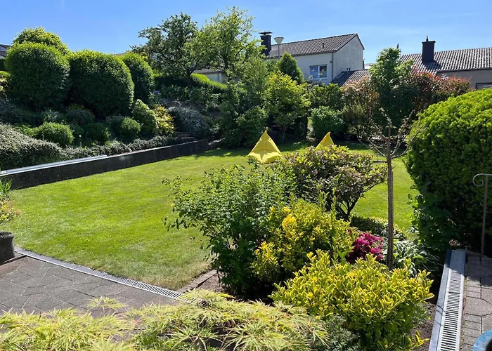 Ruhige Wohlfuehloase Auf Zwei Ebenen - Mit Terrasse Im Gruenen Und Balkon * Wuppertal